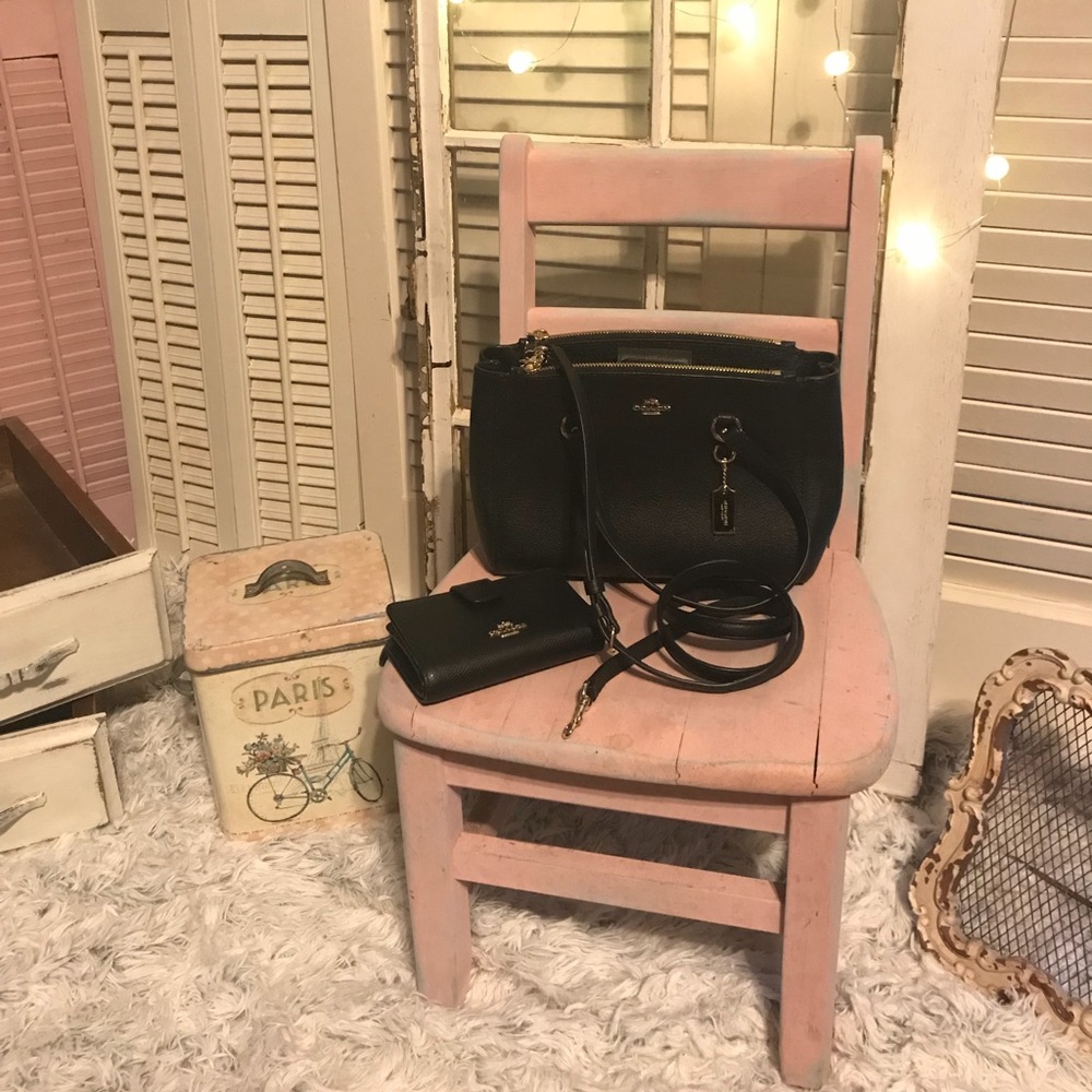 Coach crossbody bag & matching wallet